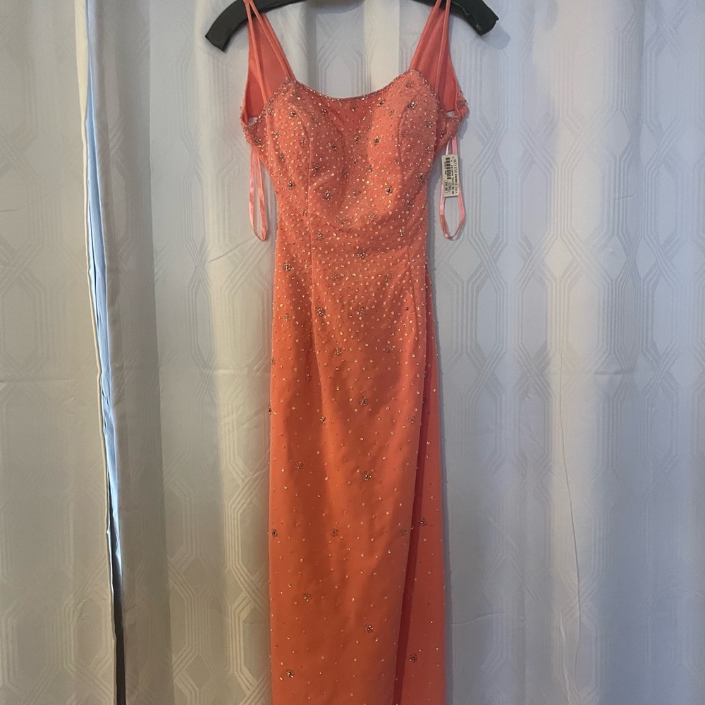 Joli Prom Dress Size 4